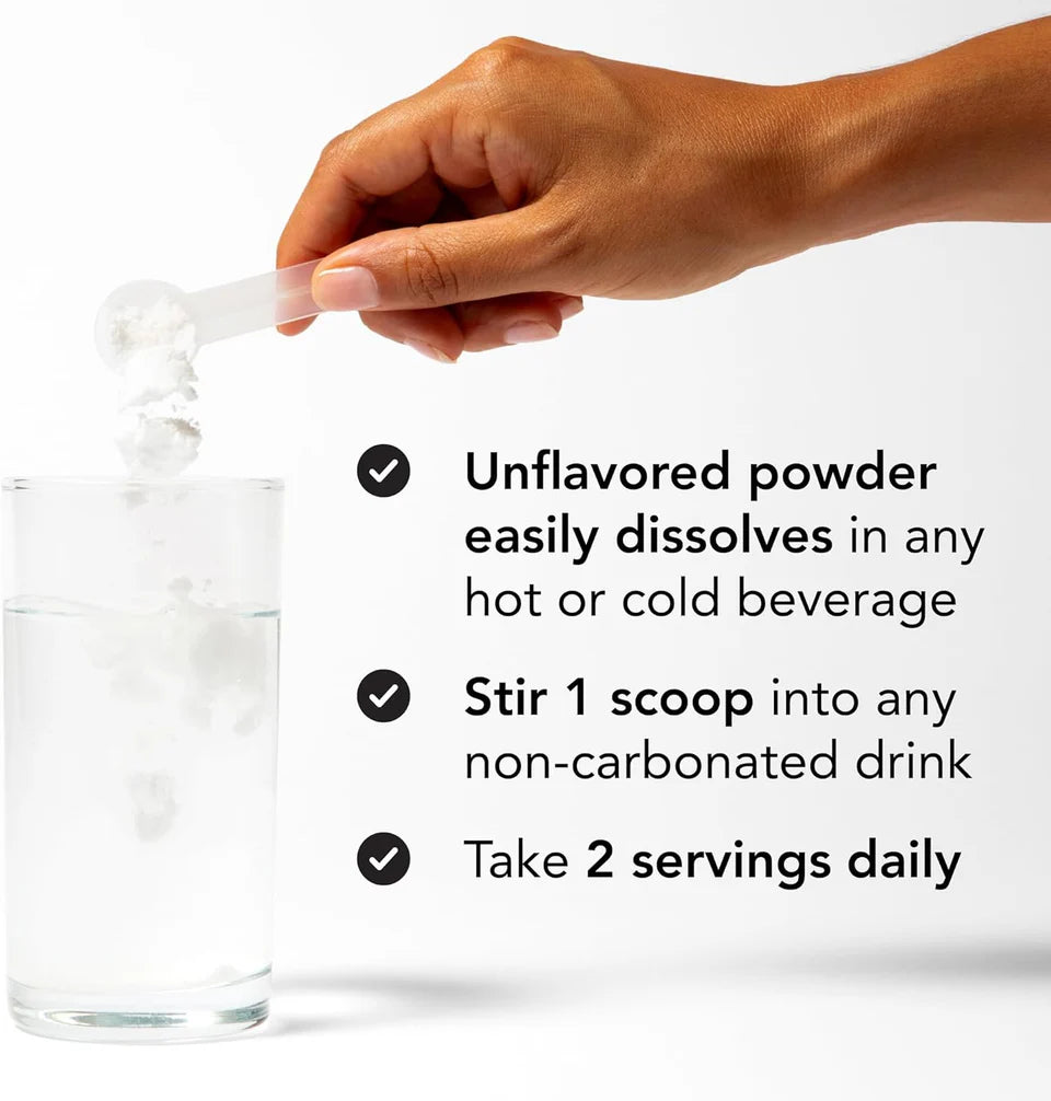 Hand holding a scoop over a glass with text about unflavored powder溶解度, usage instructions, and daily intake.